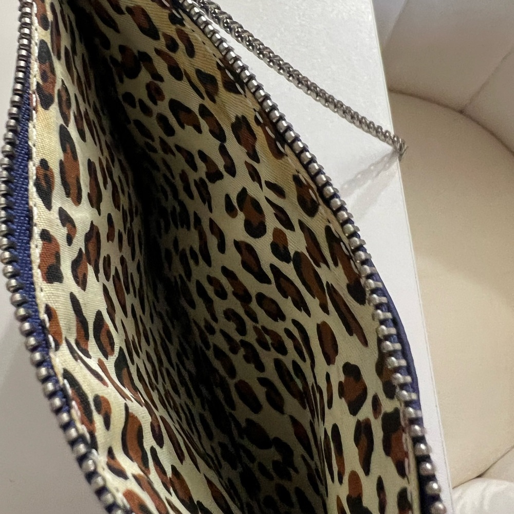 Sorial Navy Crossbody with Silver Chain - Picture 3 of 3